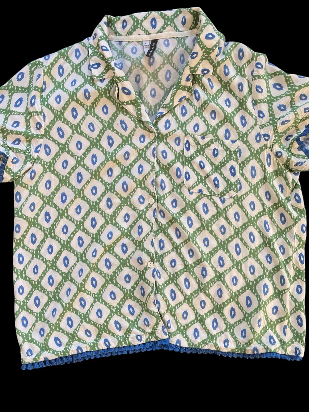 Women's Large Short-Sleeve Pajama Set in Green & Blue Geometric Print